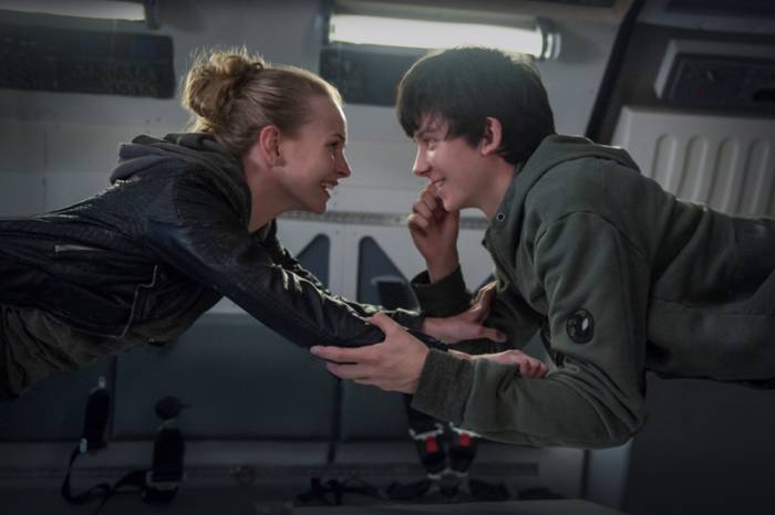 BRITT ROBERTSON and ASA BUTTERFIELD star in THE SPACE BETWEEN US
