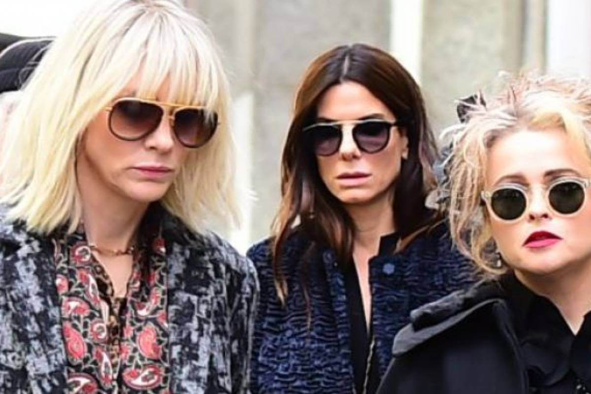 Oito Mulheres e um Segredo